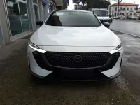 Nuova Mazda 6e Takumi-Line 189 kW (258 CV) 2026 Crystal white pearl met Berlina