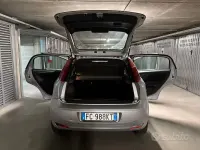 Usata Fiat Grande Punto 69 CV (50 kW) 2015 Grigio Utilitaria