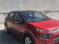 Begagnad Citroën C3 Shine 102 HK (75 kW) 2023 Röd Halvkombi