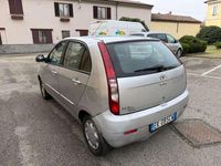 Usata Tata Indica 75 CV (55 kW) 2011 Berlina