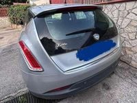 Usata Lancia Delta 120 CV (88 kW) 2009 Grigio Utilitaria