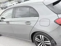 Usata Mercedes 180 116 CV (85 kW) 2020 Grigio Berlina