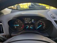 Begagnad Ford Kuga 2017 Grå SUV