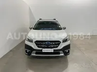 Usado Subaru Outback Premium 169 CV (124 kW) 2021 Blanco Familiar