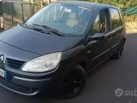 Usata Renault Scénic III 110 CV (80 kW) 2009 Grigio Monovolume