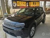Käytetty Jeep Avenger Altitude 101 HP (74 kW) 2024 Musta Katumaasturi