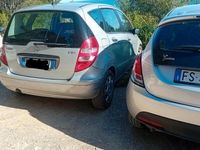 Usata Mercedes A200 102 CV (75 kW) 2007 Grigio Utilitaria