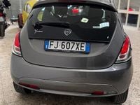 Usata Lancia Ypsilon S 95 CV (69 kW) 2017 Grigio Utilitaria