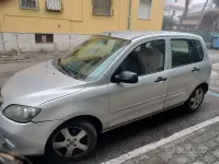 Usata Mazda 2 68 CV (50 kW) 2006 Grigio Utilitaria