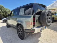 Usata Land Rover Defender S 241 CV (177 kW) 2020 Argento SUV