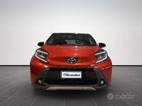 Usata Toyota Aygo X Lounge 72 CV (52 kW) 2023 Rosso tetto nero SUV