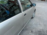 Usata Fiat Punto 54 CV (39 kW) 1998 Grigio Utilitaria