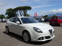 Usata Alfa Romeo Giulietta Distinctive 105 CV (77 kW) 2014 Bianco Utilitaria