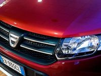 Usata Dacia Sandero Prestige 90 CV (66 kW) 2014 Rosso Berlina