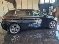 Usata Peugeot 308 GT-line 131 CV (96 kW) 2018 Nero Berlina