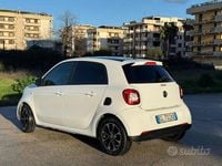 Usata Smart ForFour 90 CV (66 kW) 2017 Bianco Utilitaria