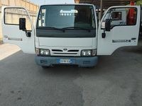 Usata Nissan Cabstar 120 CV (88 kW) 2002 Bianco Pick-up