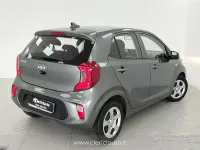 Begagnad Kia Picanto Urban 67 HK (49 kW) 2022 Grå Halvkombi