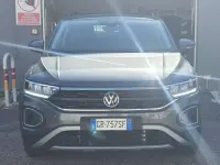 Usata VW T-Roc Life 150 CV (110 kW) 2023 Grigio SUV