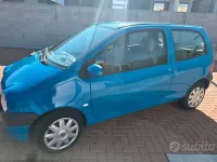 Usata Renault Twingo 75 CV (55 kW) 2003 Blu Utilitaria
