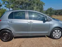Usata Toyota Yaris Sol 90 CV (66 kW) 2006 Grigio Berlina