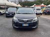Usata Toyota Avensis Lounge 124 CV (91 kW) 2012 Nero Station wagon