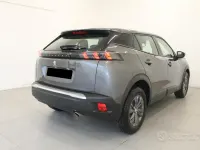 Usata Peugeot 2008 Active 110 CV (80 kW) 2022 Grigio SUV