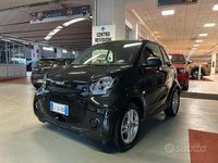 Usata Smart ForTwo Coupé Passion 41 kW (56 CV) 2022 Nero Utilitaria