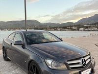 Usata Mercedes C220 Avantgarde 170 CV (125 kW) 2012 Grigio Berlina