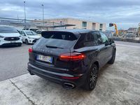 Usata Porsche Cayenne Platinum Edition 250 CV (183 kW) 2016 Nero SUV