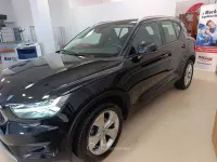 Usata Volvo XC40 Momentum 129 CV (94 kW) 2021 Nero SUV