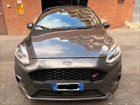 Begagnad Ford Fiesta ST-Line 125 HK (91 kW) 2018 Grå Halvkombi