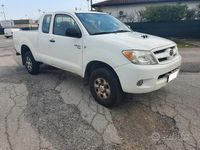 Usata Toyota HiLux 120 CV (88 kW) 2008 Bianco Pick-up