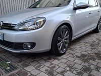 Usata VW Golf VII Highline 105 CV (77 kW) 2012 Berlina