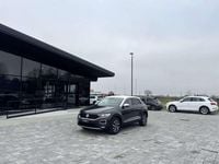 Używany VW T-Roc Style 150 KM (110 kW) 2019 Szary SUV