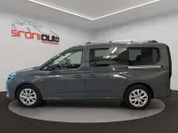 Usata Ford Tourneo Active 122 CV (89 kW) 2025 Grigio Monovolume