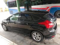 Usata Ford Focus 115 CV (84 kW) 2011 Nero Berlina