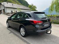 Usata Opel Astra 110 CV (80 kW) 2016 Nero Station wagon