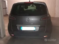 Usata Renault Scénic III LIMITED 110 CV (80 kW) 2014 Grigio Berlina