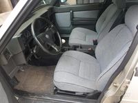 Usata Alfa Romeo 75 155 CV (114 kW) 1987 Grigio Berlina