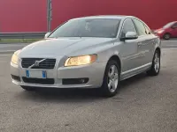 Usata Volvo S80 Momentum 136 CV (100 kW) 2009 Argento Berlina