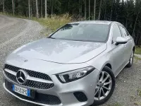 Usata Mercedes A180 116 CV (85 kW) 2020 Argento Berlina