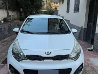 Usata Kia Rio 85 CV (62 kW) 2013 Bianco Berlina