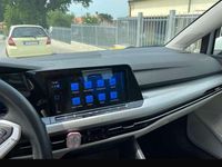 Usata VW Golf VIII Life 131 CV (96 kW) 2022 Bianco Berlina