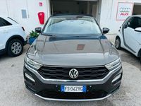Usata VW T-Roc Style 116 CV (85 kW) 2019 Grigio SUV