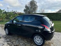 Usata Lancia Ypsilon 80 CV (58 kW) 2012 Nero Utilitaria