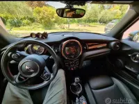 Usata Mini Cooper 170 CV (125 kW) 2016 Grigio Utilitaria