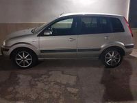 Usata Ford Fusion 68 CV (50 kW) 2007 Grigio Utilitaria