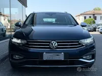 Usata VW Passat 190 CV (139 kW) 2020 Bluazzurro Station wagon
