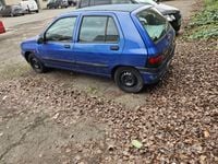Usata Renault Clio II 58 CV (42 kW) 1998 Blu Berlina